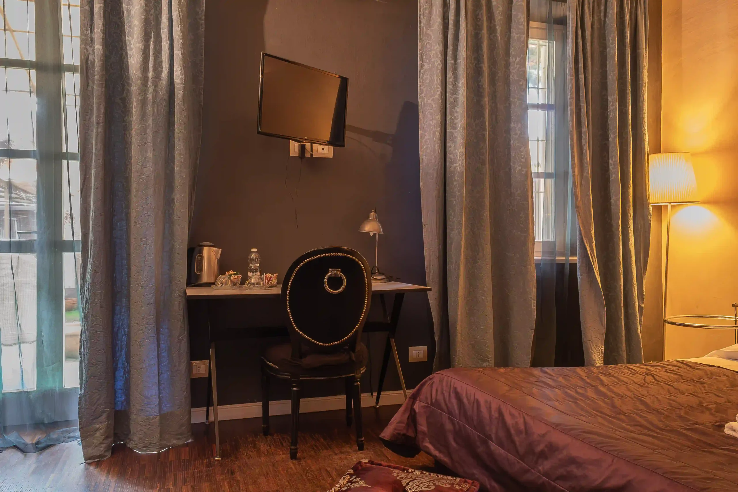 louis-sullivan-scrivania